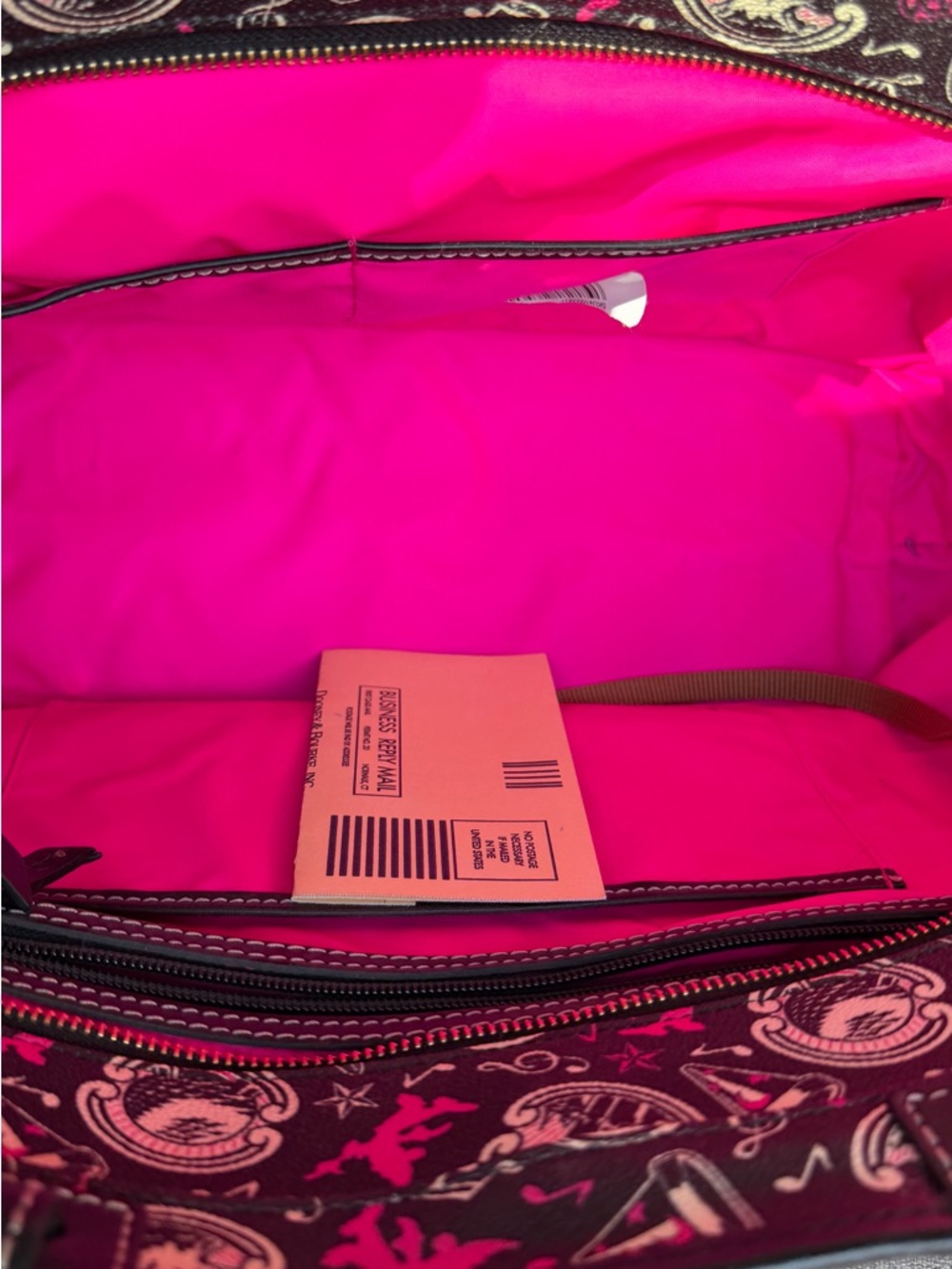 Dooney &Bourke world four park icon tote 2016 - Picture 2 of 5